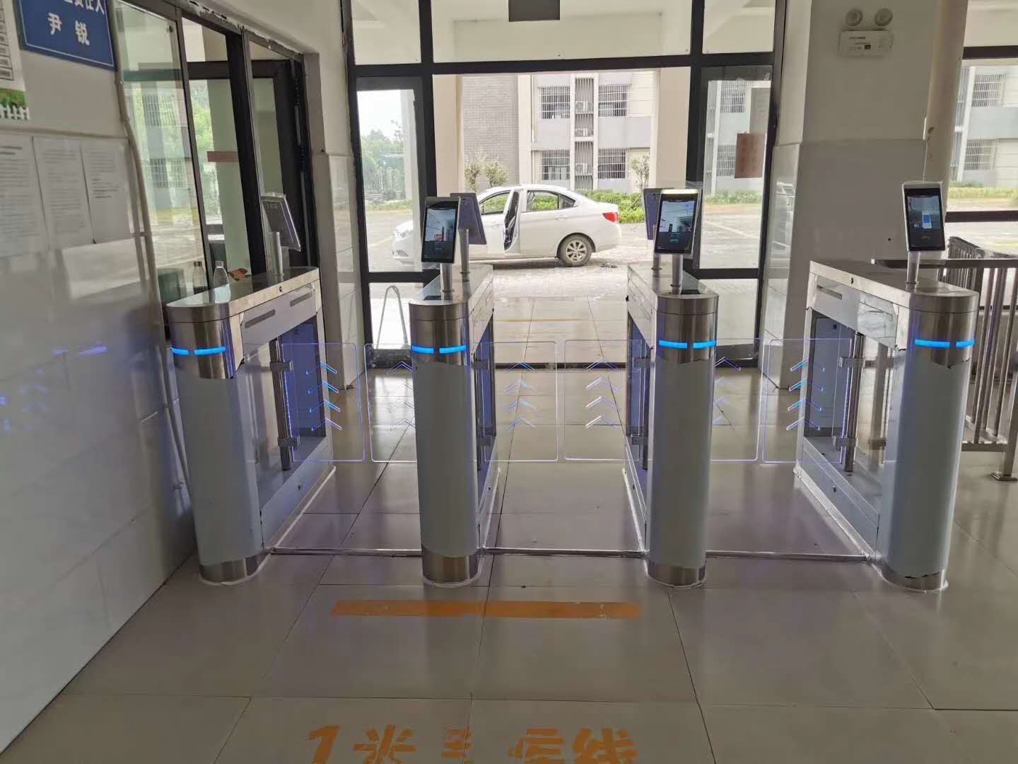 人行道闸